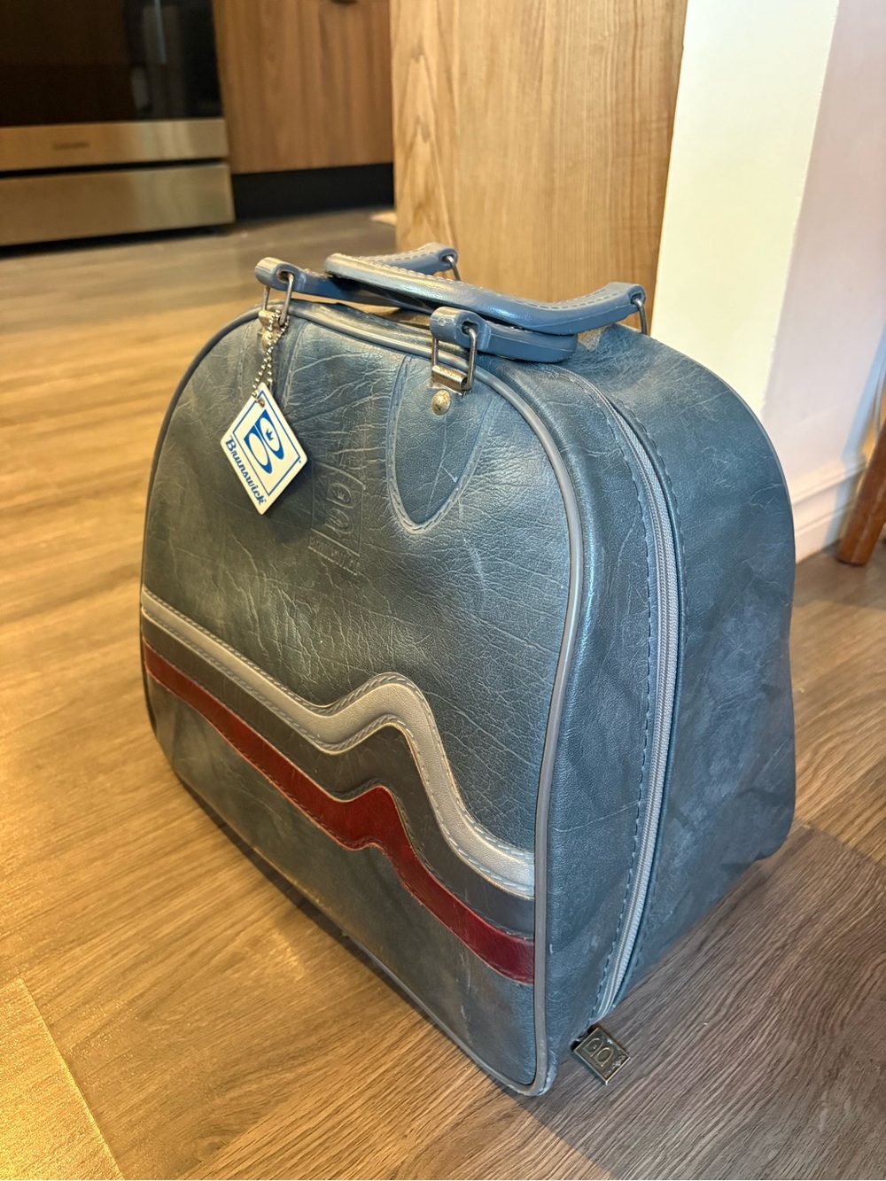 BRUNSWICK - Retro Wave Leather Bowling Bag